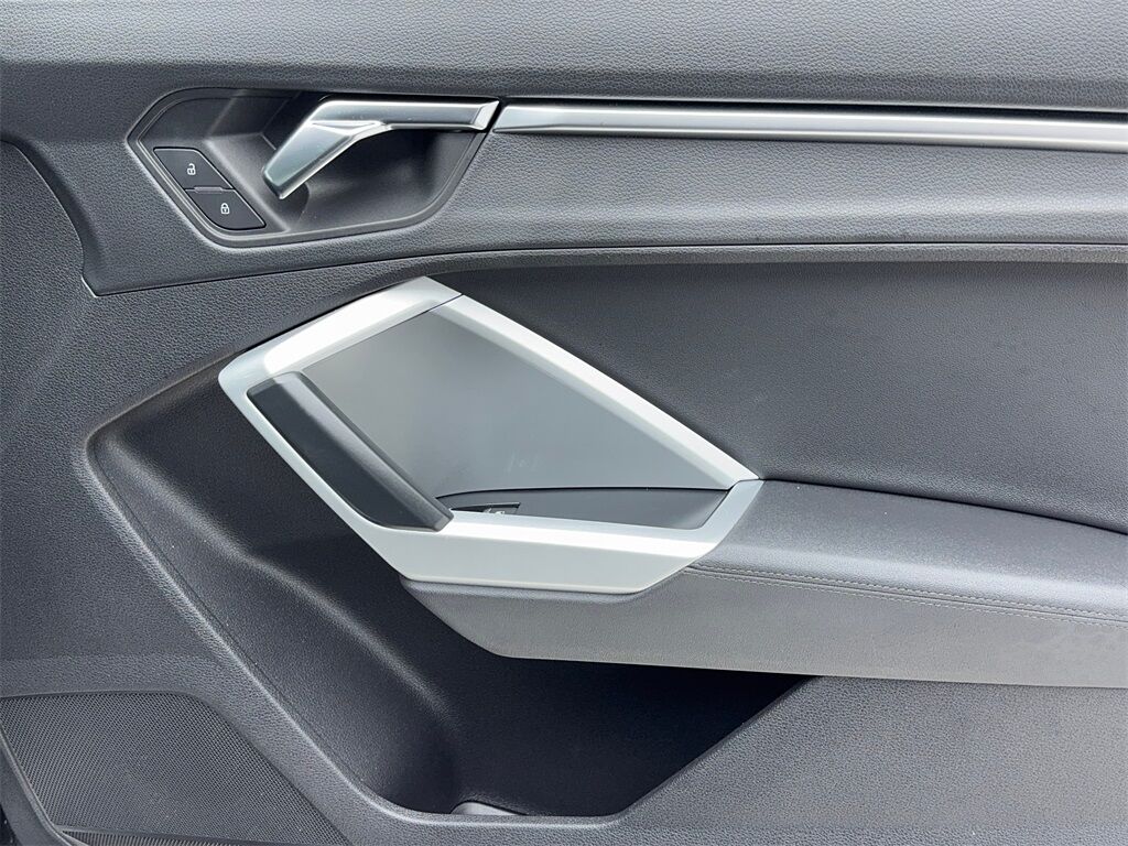 2021 Audi Q3 Premium CAM,PANO,HTD STS,BLIND SPOT,18&quot; WLS Plano TX
