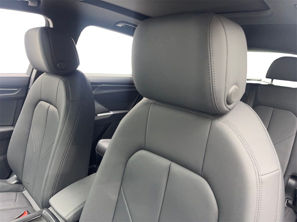 2021 Audi Q3 Premium CAM,PANO,HTD STS,BLIND SPOT,18&quot; WLS Irving TX