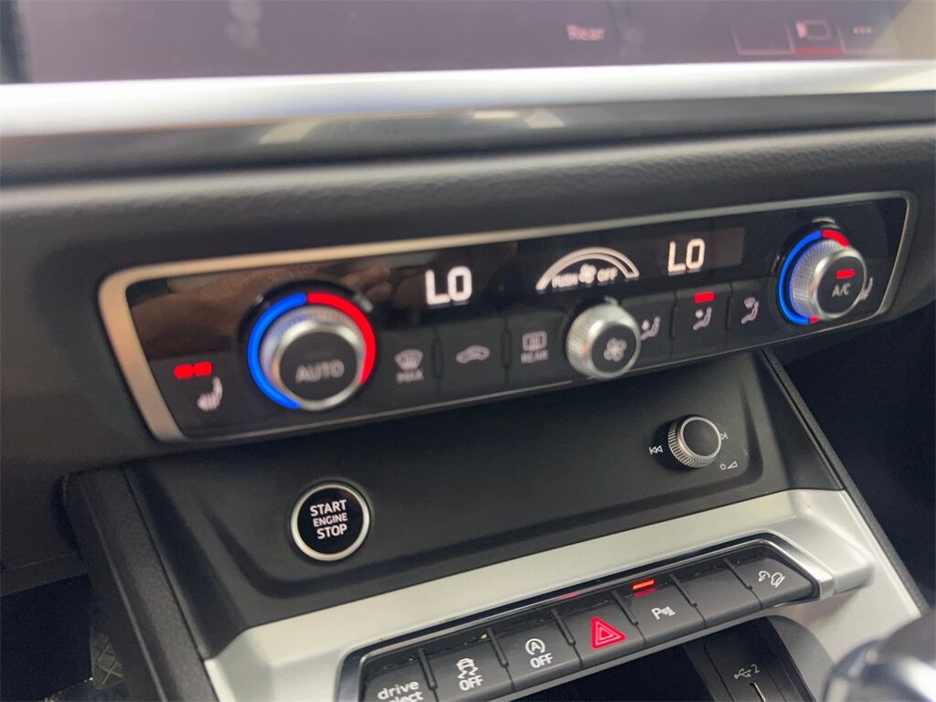 2021 Audi Q3 Premium CAM,PANO,HTD STS,BLIND SPOT,18&quot; WLS Irving TX