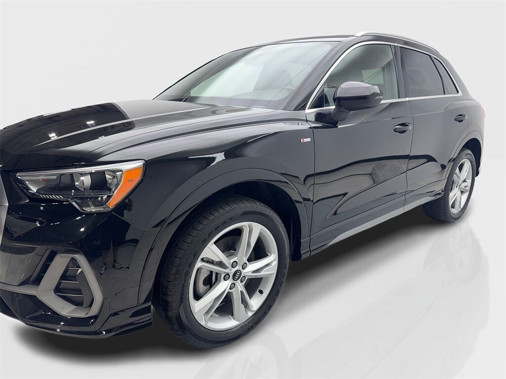 2021 Audi Q3 Premium CAM,PANO,HTD STS,BLIND SPOT,18&quot; WLS Irving TX
