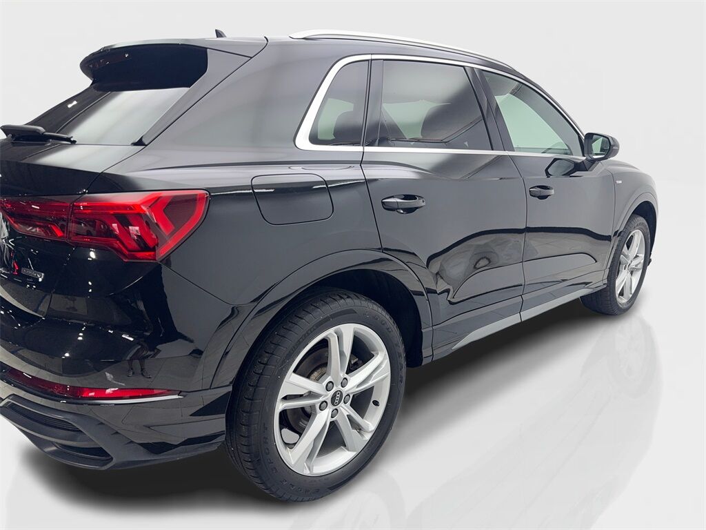 2021 Audi Q3 Premium CAM,PANO,HTD STS,BLIND SPOT,18&quot; WLS Irving TX
