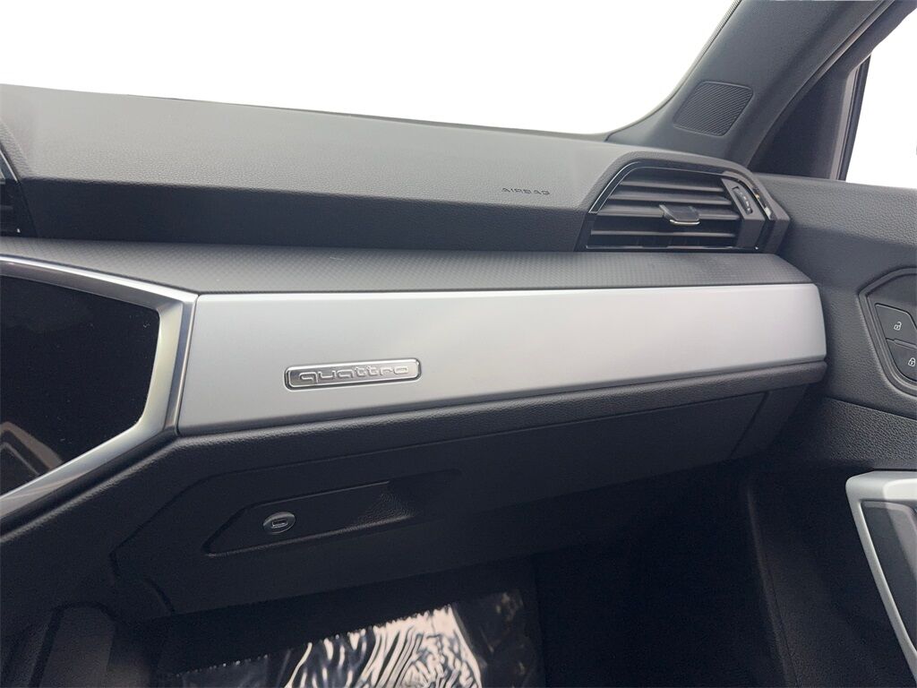 2021 Audi Q3 Premium CAM,PANO,HTD STS,BLIND SPOT,18&quot; WLS Irving TX