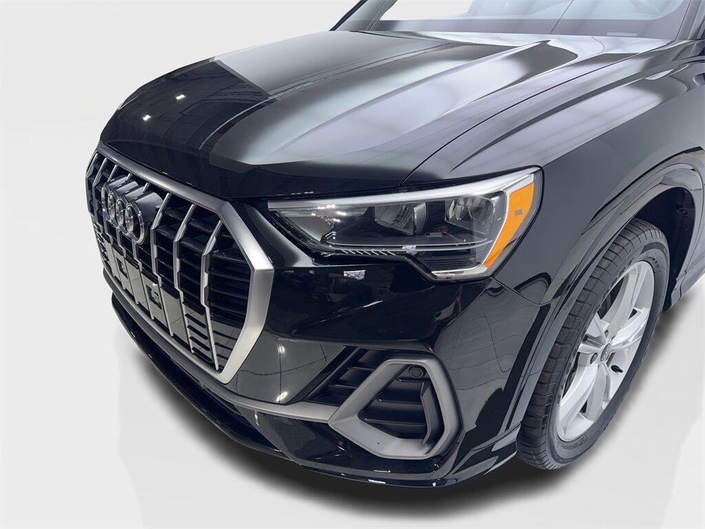 2021 Audi Q3 Premium CAM,PANO,HTD STS,BLIND SPOT,18&quot; WLS Irving TX