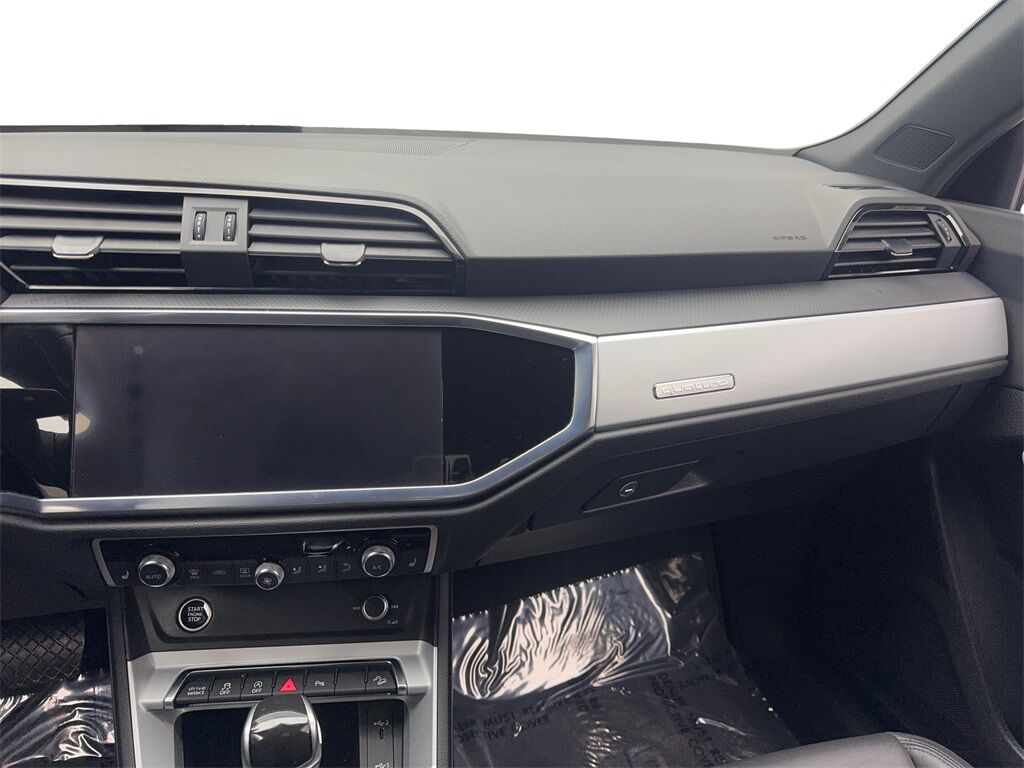 2021 Audi Q3 Premium CAM,PANO,HTD STS,BLIND SPOT,18&quot; WLS Irving TX