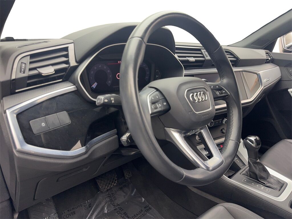 2021 Audi Q3 Premium CAM,PANO,HTD STS,BLIND SPOT,18&quot; WLS Irving TX