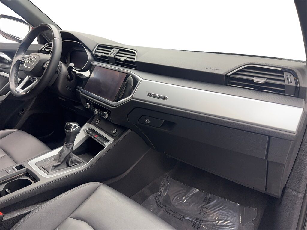 2021 Audi Q3 Premium CAM,PANO,HTD STS,BLIND SPOT,18&quot; WLS Irving TX