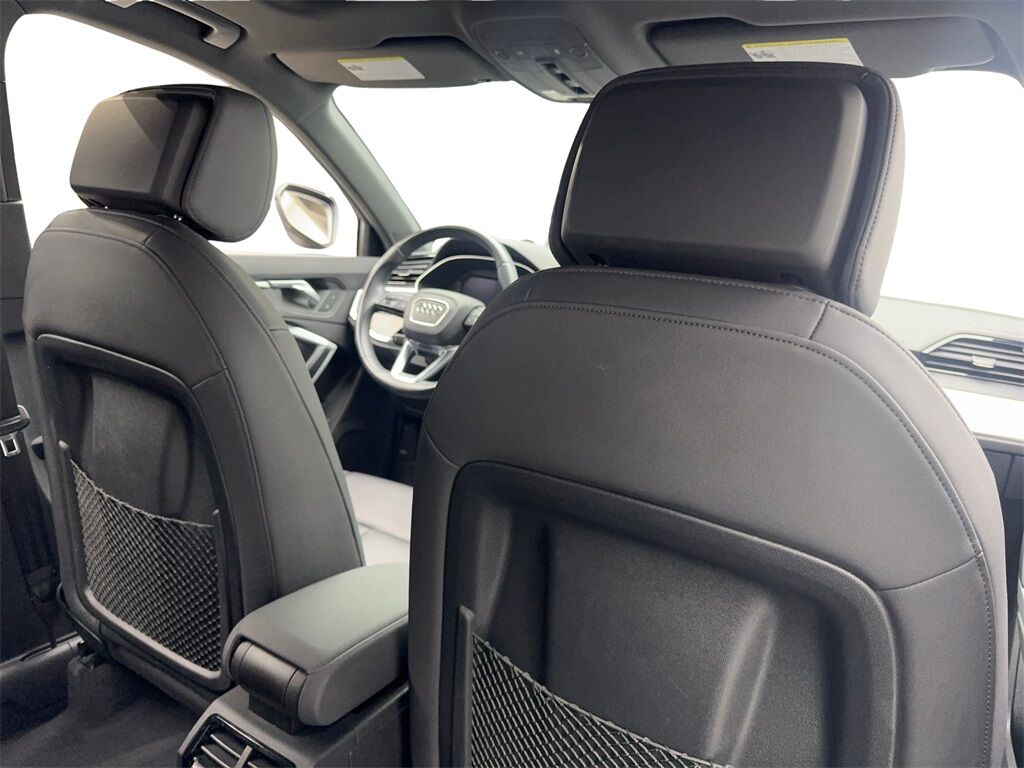 2021 Audi Q3 Premium CAM,PANO,HTD STS,BLIND SPOT,18&quot; WLS Irving TX
