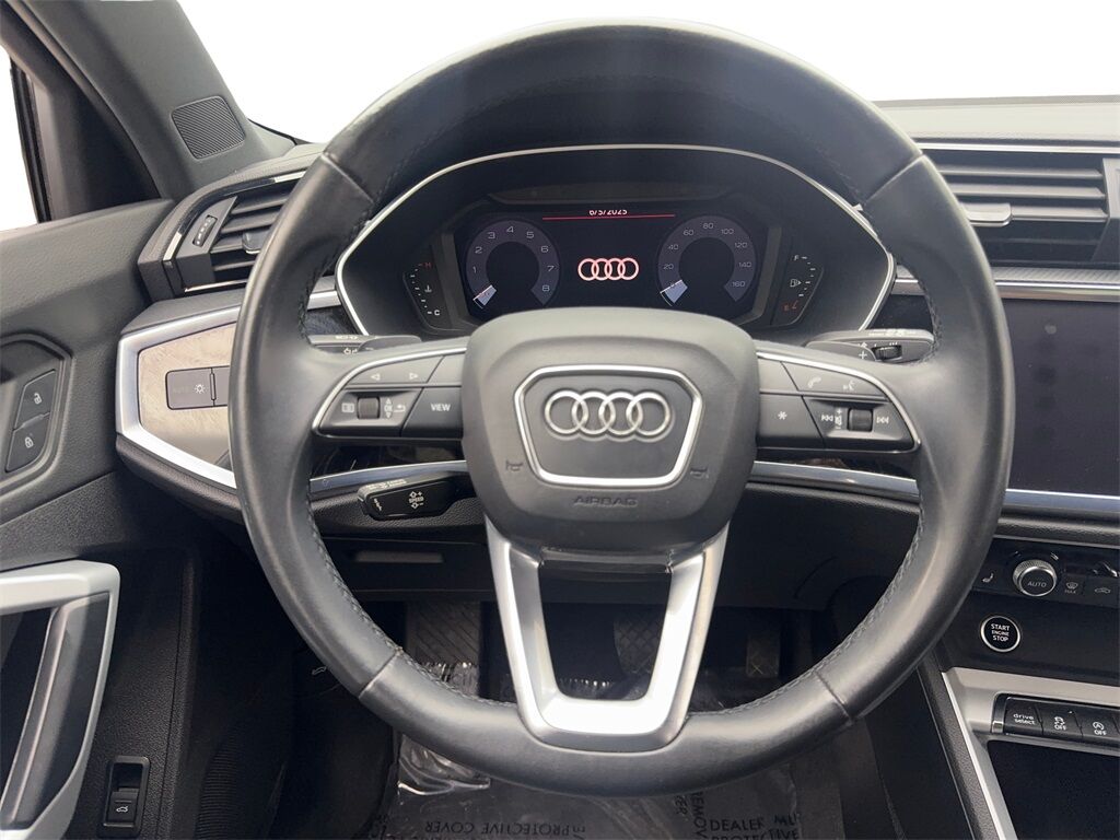 2021 Audi Q3 Premium CAM,PANO,HTD STS,BLIND SPOT,18&quot; WLS Irving TX