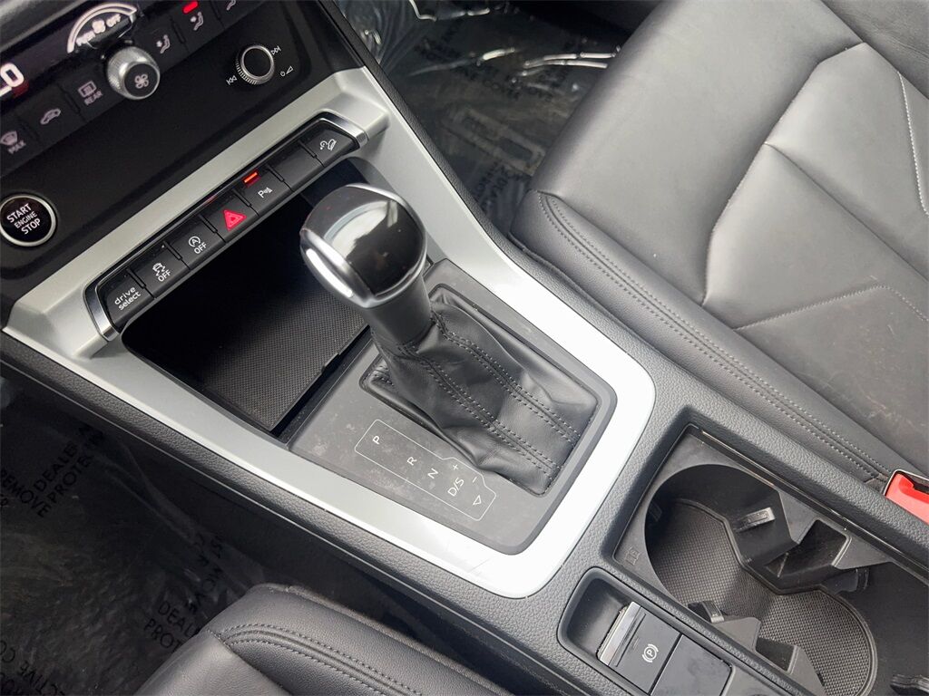 2021 Audi Q3 Premium CAM,PANO,HTD STS,BLIND SPOT,18&quot; WLS Irving TX