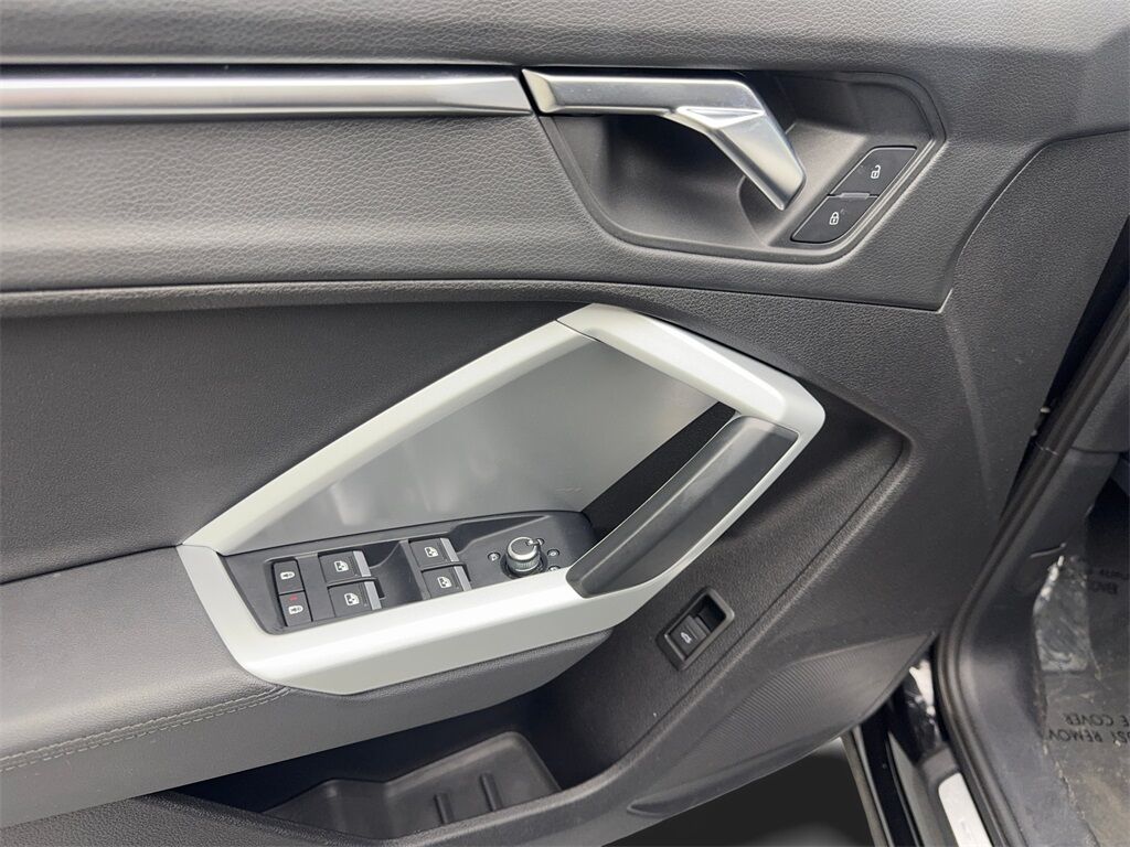 2021 Audi Q3 Premium CAM,PANO,HTD STS,BLIND SPOT,18&quot; WLS Irving TX