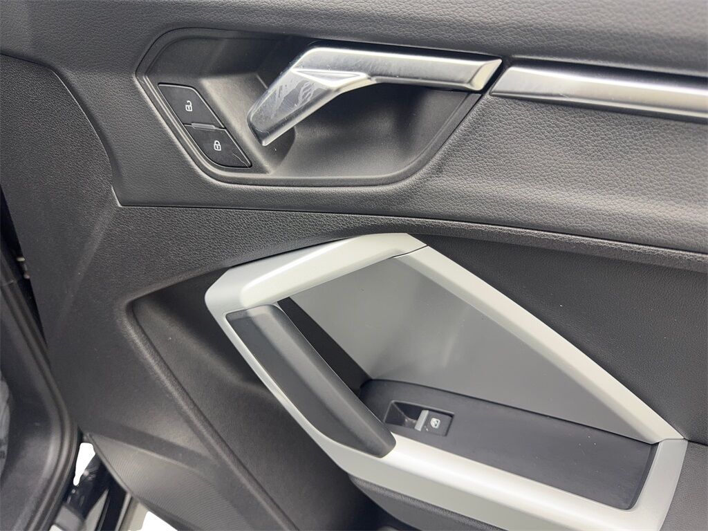 2021 Audi Q3 Premium CAM,PANO,HTD STS,BLIND SPOT,18&quot; WLS Irving TX