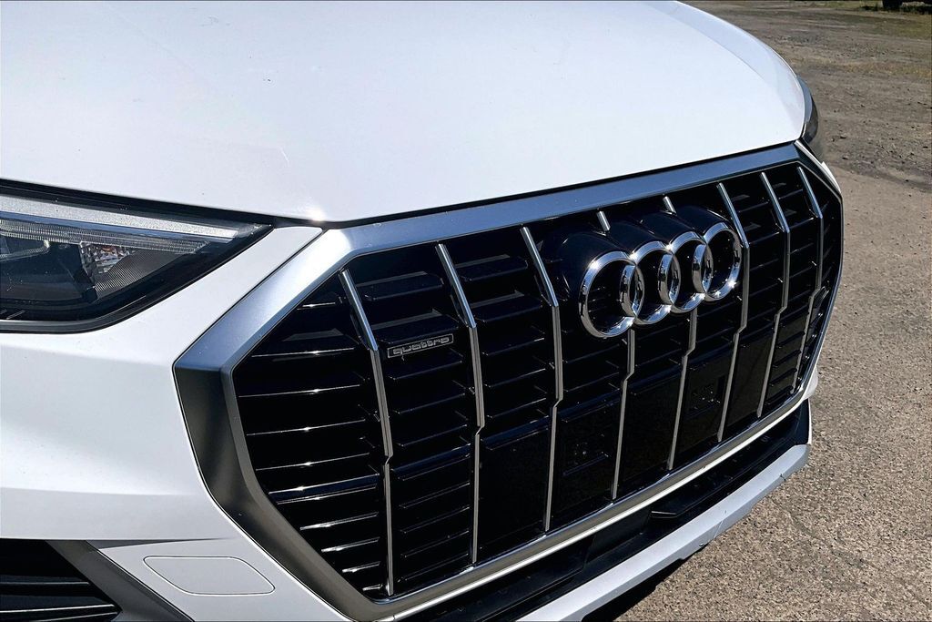 2021 Audi Q3 Premium OR