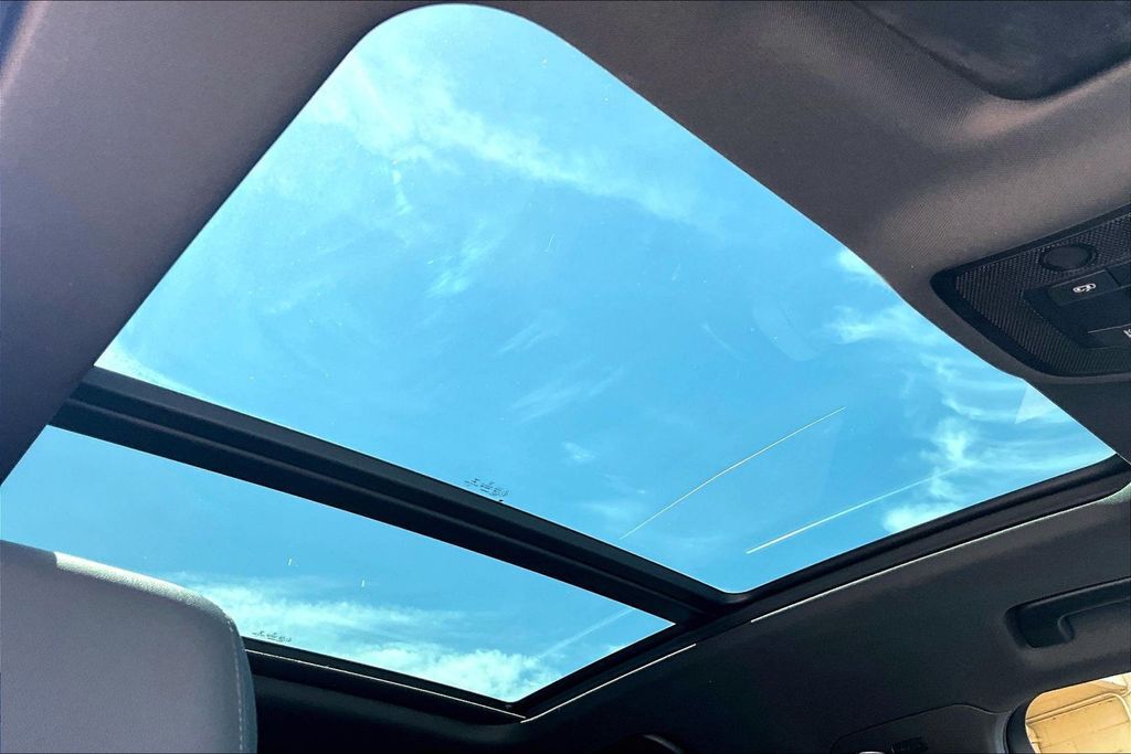 2021 Audi Q3 Premium OR