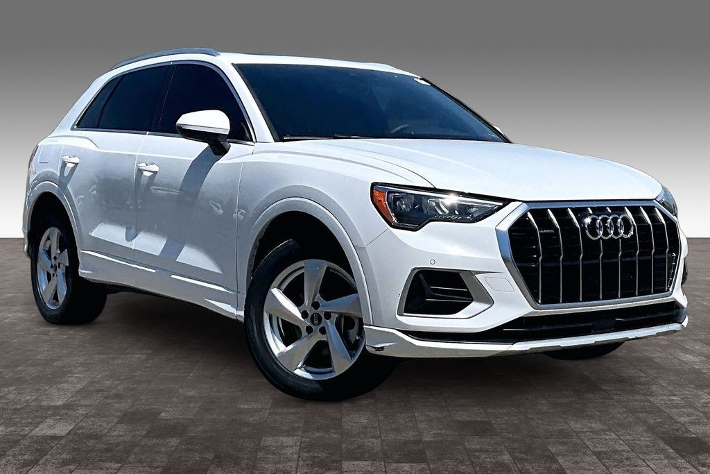 2021 Audi Q3 Premium