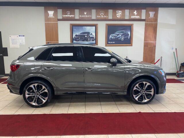 2021 Audi Q3 Premium Plus 45 TFSI S line photo 4
