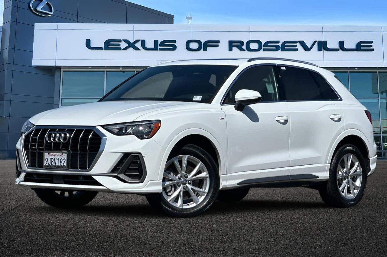 2021 Audi Q3 S line Premium