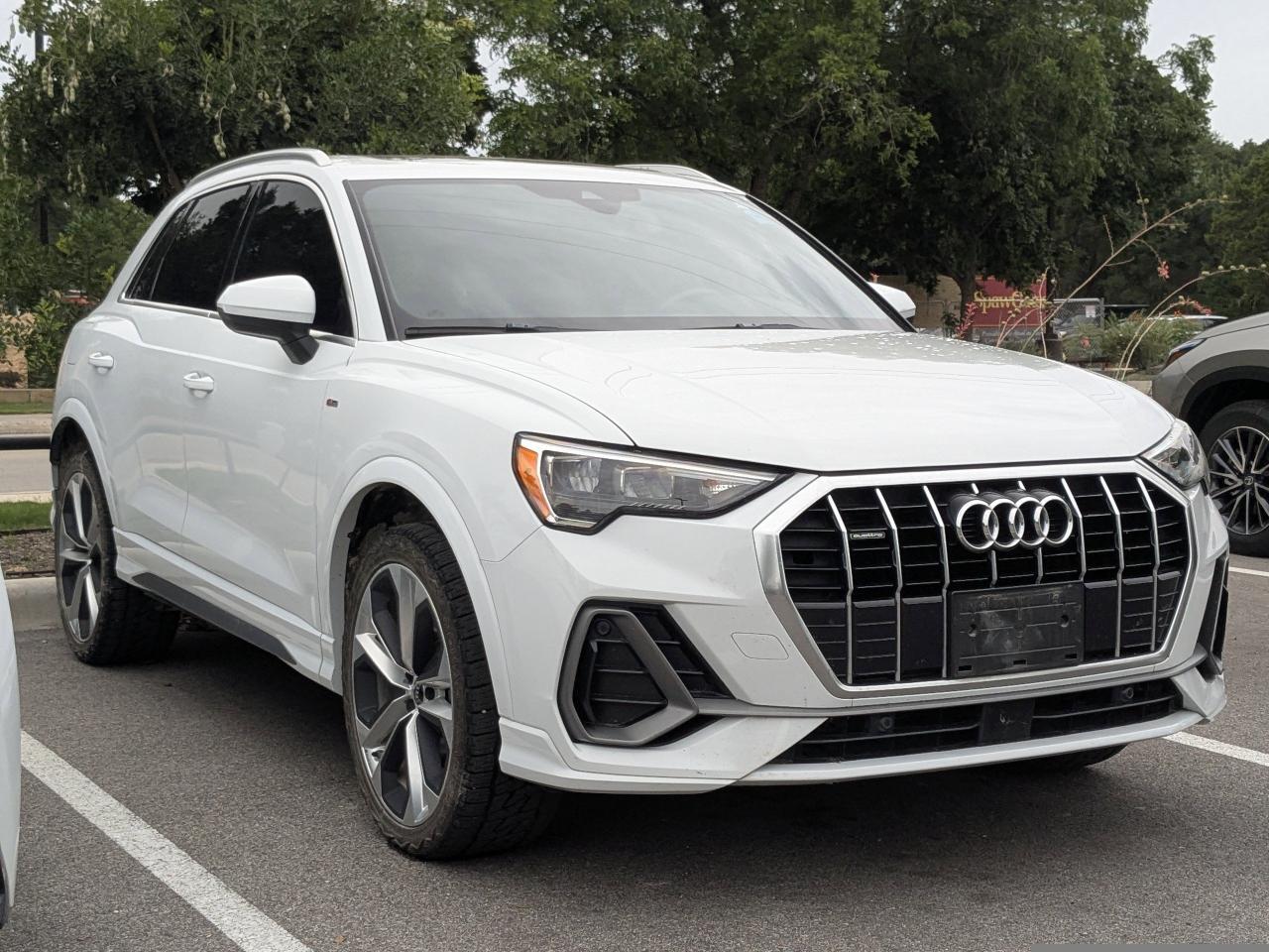 2021 Audi Q3 S line Premium