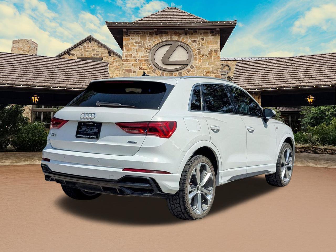 2021 Audi Q3 S line Premium