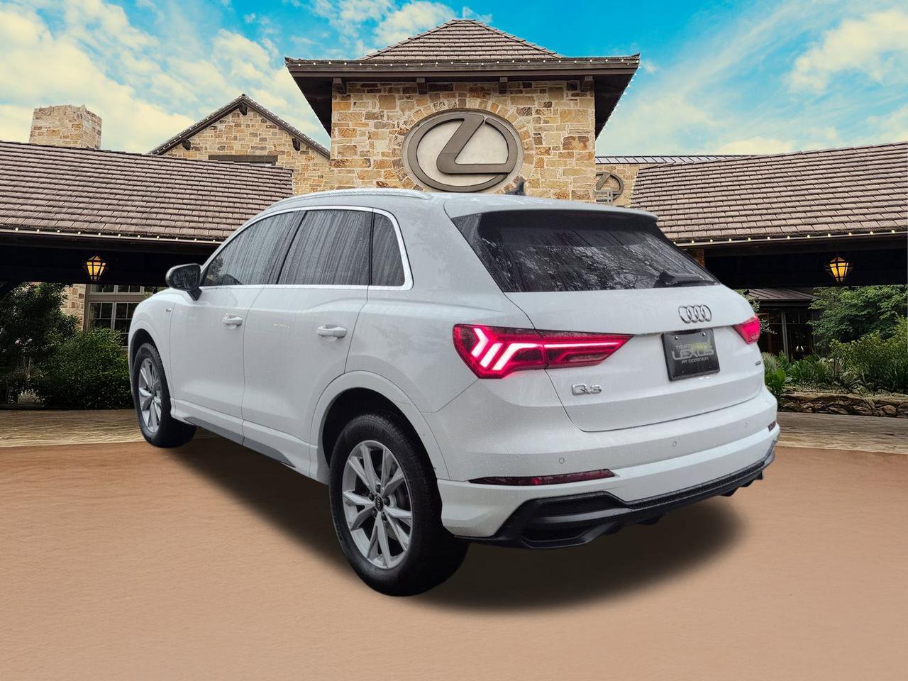 2021 Audi Q3 S line Premium