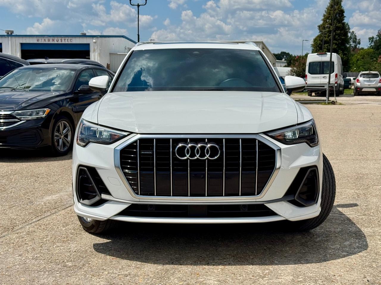 2021 Audi Q3 S line Premium quattro