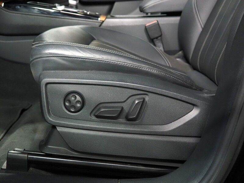 2021 Audi Q5 Premium Plus 45 TFSI Quattro *VIRTUAL COCKPIT, ADAPTIVE CRUISE, SAFETY ALERTS, 360 VIEW CAMERAS, COLOR TOUCHSCREEN, PANORAMA MOONROOF, LEATHER, HEATED SEATS/STEERING, POWER LIFTGATE, ADVANCED KEY, WIRELESS CHARGING, APPLE CARPLAY Round Rock TX