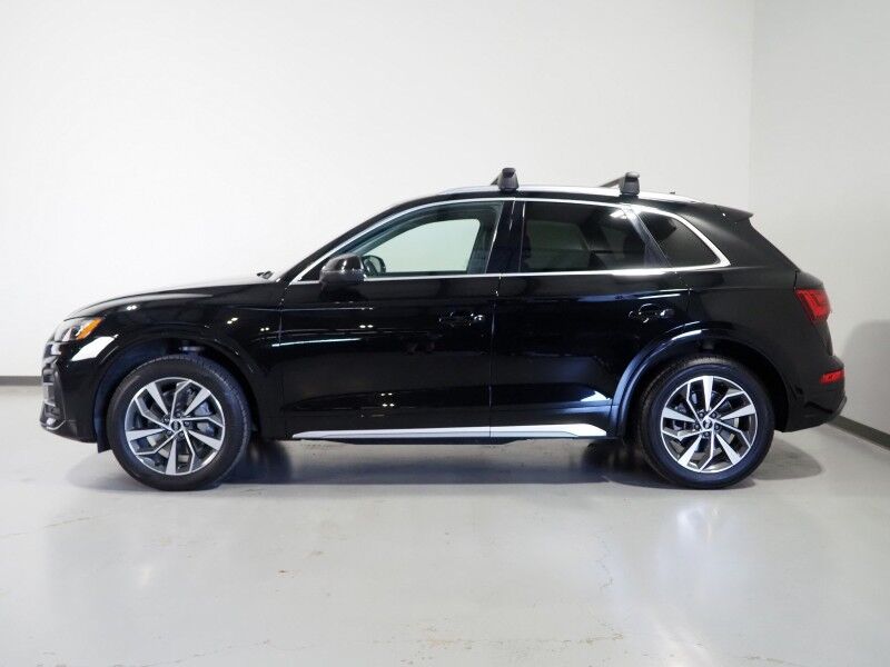 2021 Audi Q5 Premium Plus 45 TFSI Quattro *VIRTUAL COCKPIT, ADAPTIVE CRUISE, SAFETY ALERTS, 360 VIEW CAMERAS, COLOR TOUCHSCREEN, PANORAMA MOONROOF, LEATHER, HEATED SEATS/STEERING, POWER LIFTGATE, ADVANCED KEY, WIRELESS CHARGING, APPLE CARPLAY Round Rock TX