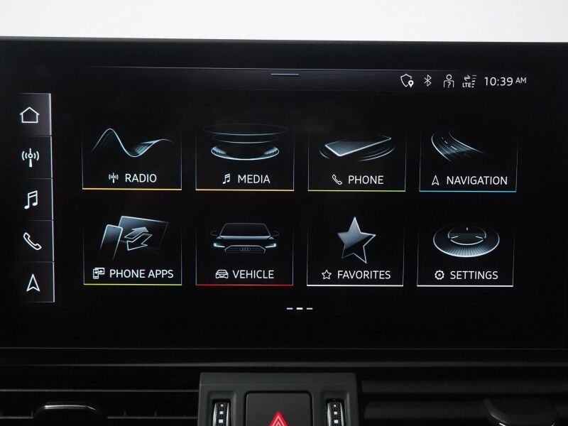 2021 Audi Q5 Premium Plus 45 TFSI Quattro *VIRTUAL COCKPIT, ADAPTIVE CRUISE, SAFETY ALERTS, 360 VIEW CAMERAS, COLOR TOUCHSCREEN, PANORAMA MOONROOF, LEATHER, HEATED SEATS/STEERING, POWER LIFTGATE, ADVANCED KEY, WIRELESS CHARGING, APPLE CARPLAY Round Rock TX