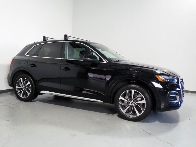 2021 Audi Q5 Premium Plus 45 TFSI Quattro *VIRTUAL COCKPIT, ADAPTIVE CRUISE, SAFETY ALERTS, 360 VIEW CAMERAS, COLOR TOUCHSCREEN, PANORAMA MOONROOF, LEATHER, HEATED SEATS/STEERING, POWER LIFTGATE, ADVANCED KEY, WIRELESS CHARGING, APPLE CARPLAY