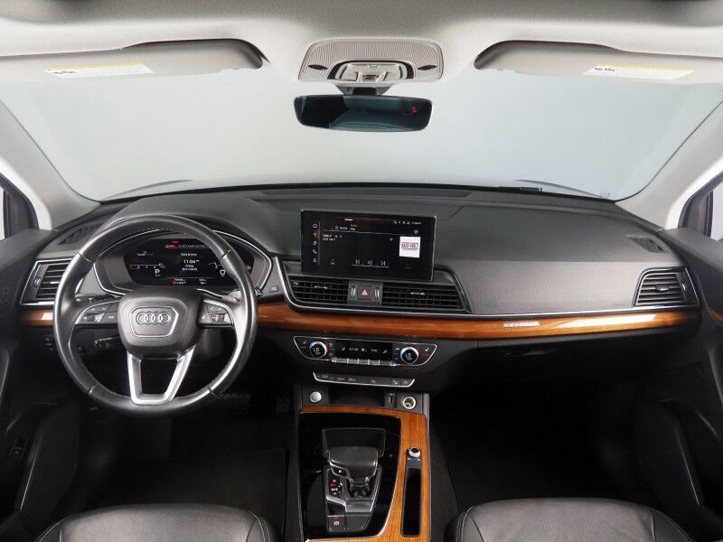 2021 Audi Q5 Premium Plus 45 TFSI Quattro *VIRTUAL COCKPIT, ADAPTIVE CRUISE, SAFETY ALERTS, 360 VIEW CAMERAS, COLOR TOUCHSCREEN, PANORAMA MOONROOF, LEATHER, HEATED SEATS/STEERING, POWER LIFTGATE, ADVANCED KEY, WIRELESS CHARGING, APPLE CARPLAY