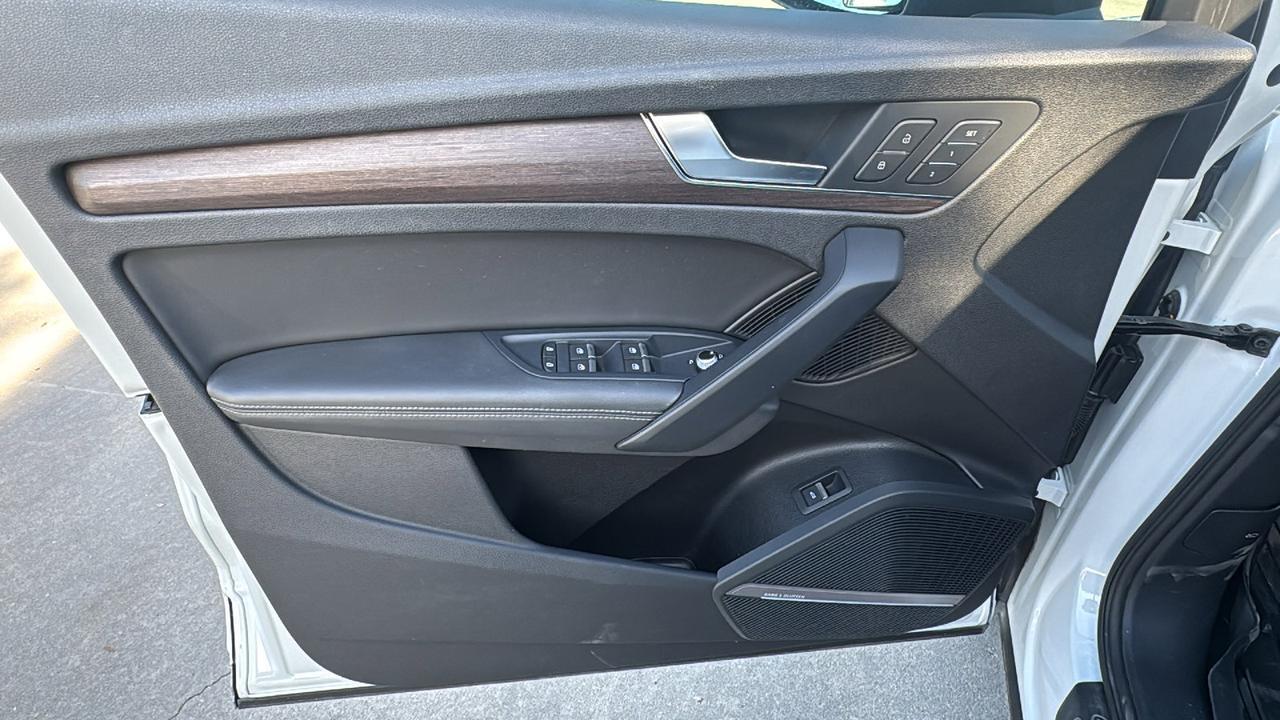 2021 Audi Q5 Premium Plus  Selma TX