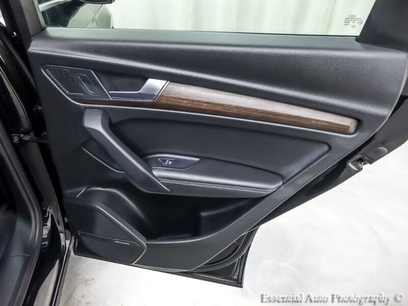 2021 Audi Q5 Premium Plus Willowbrook IL