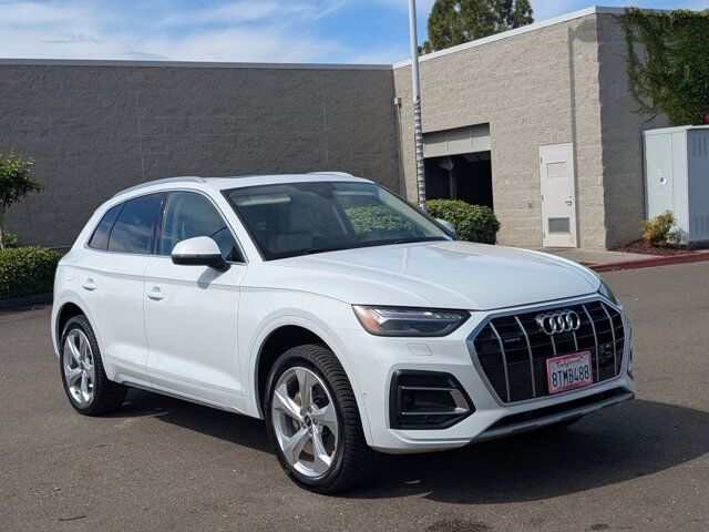 2021 Audi Q5 Prestige