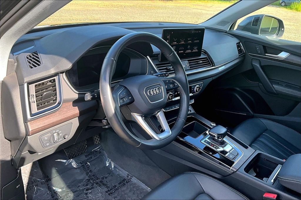 2021 Audi Q5 e 55 Premium OR