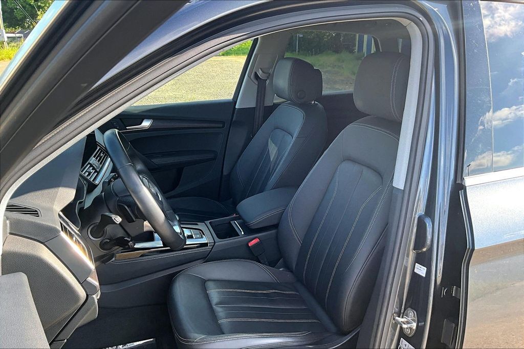 2021 Audi Q5 e 55 Premium OR