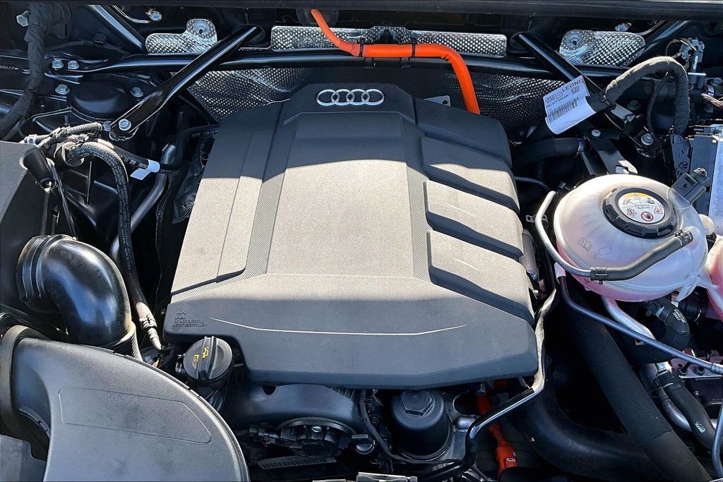 2021 Audi Q5 e 55 Premium OR