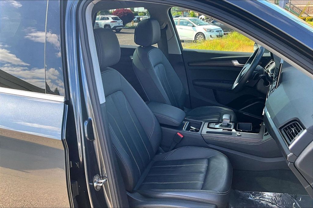 2021 Audi Q5 e 55 Premium OR