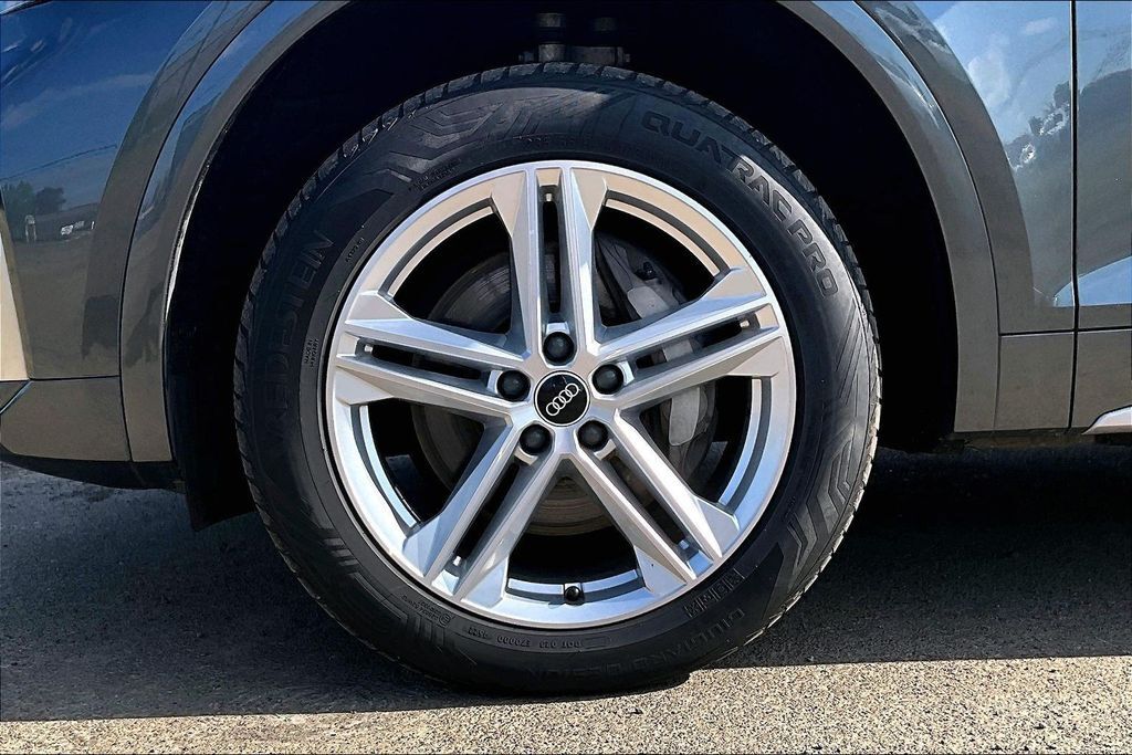 2021 Audi Q5 e 55 Premium OR