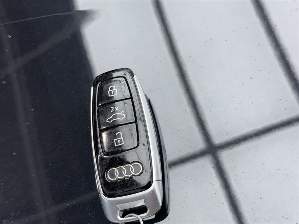 2021 Audi Q7 45 Premium NAV,CAM,PANO,HTD STS,BLIND SPOT,3RD ROW Plano TX