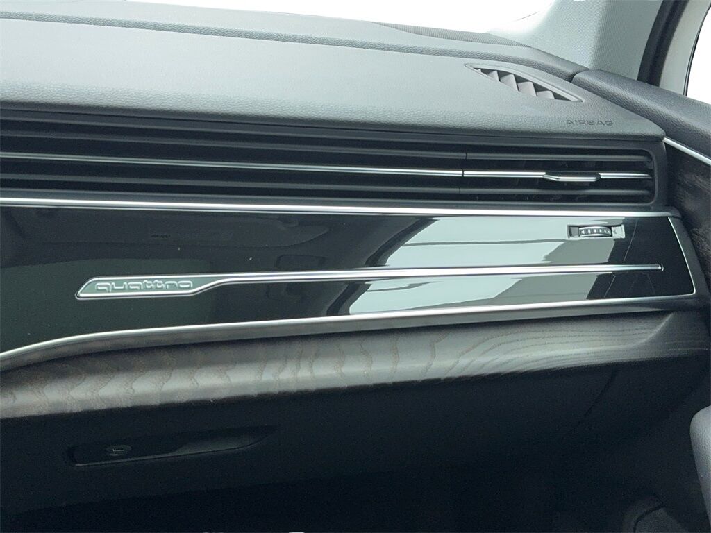 2021 Audi Q7 45 Premium NAV,CAM,PANO,HTD STS,BLIND SPOT,3RD ROW Plano TX