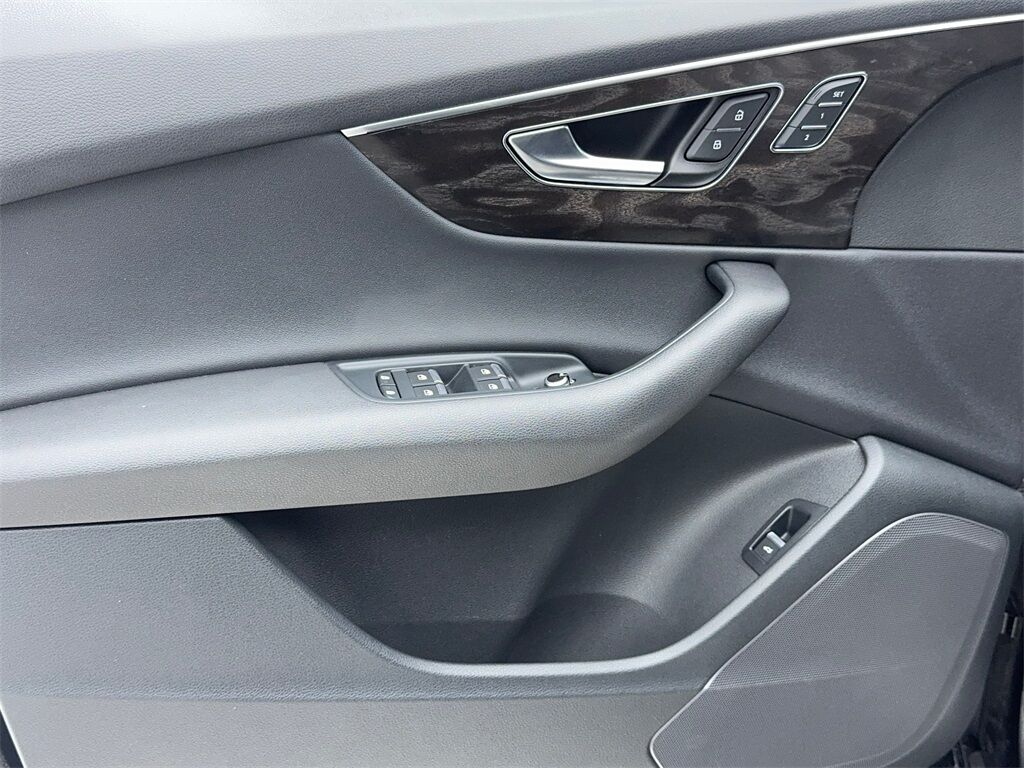 2021 Audi Q7 45 Premium NAV,CAM,PANO,HTD STS,BLIND SPOT,3RD ROW Plano TX