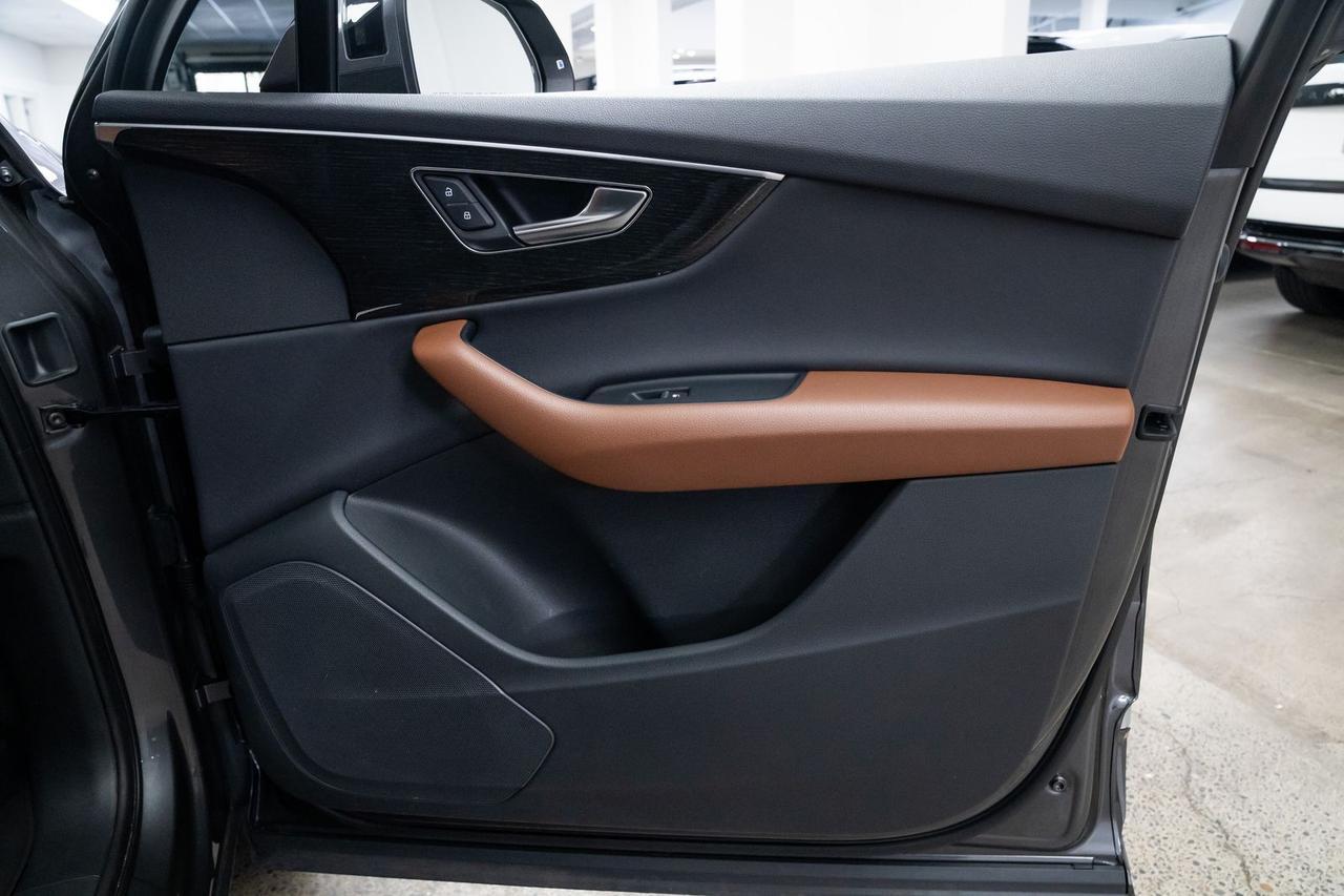 2021 Audi Q7 55 Premium quattro Audi Virtual Cockpit Panoramic Roof Portland OR