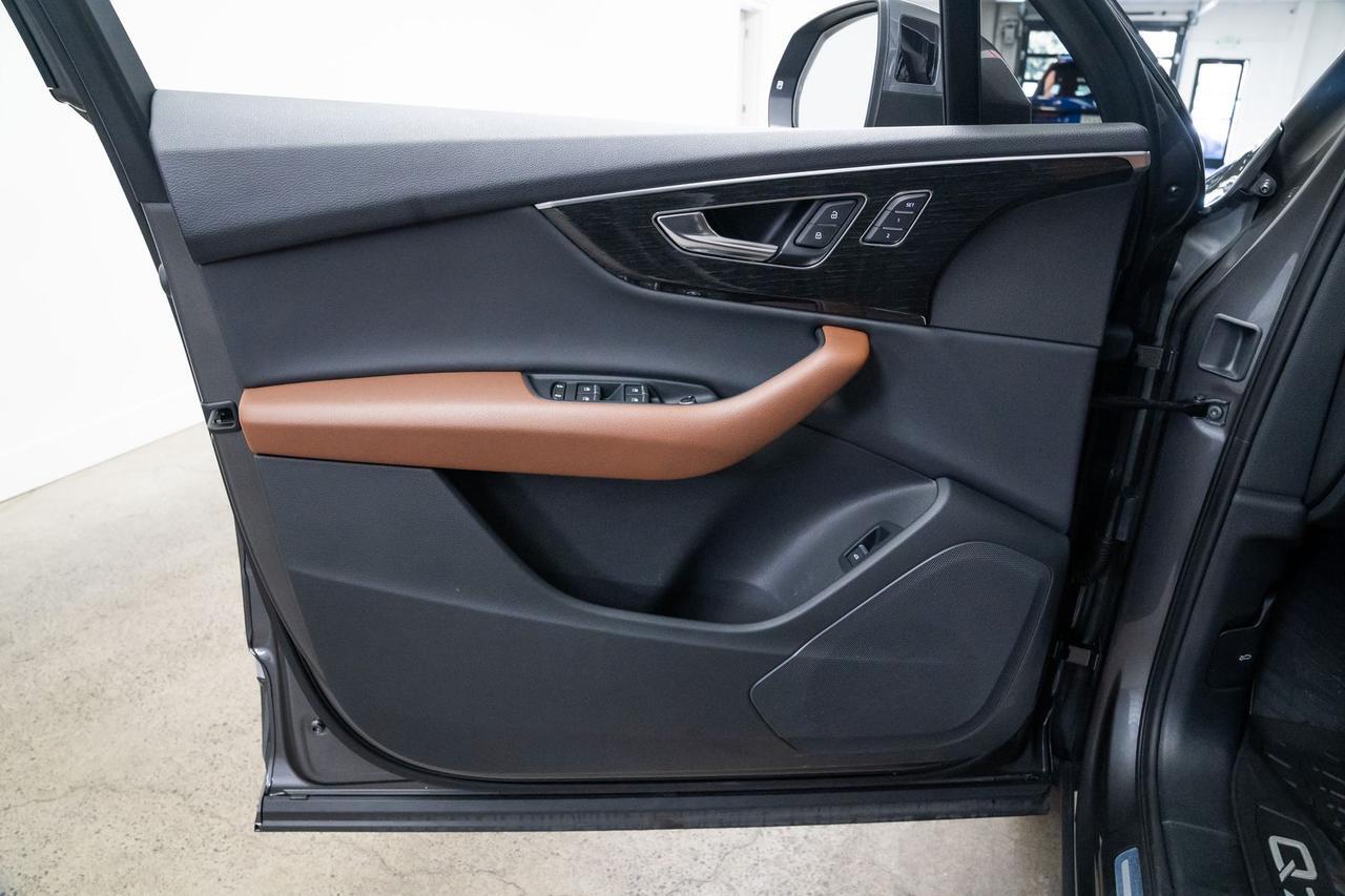 2021 Audi Q7 55 Premium quattro Audi Virtual Cockpit Panoramic Roof Portland OR