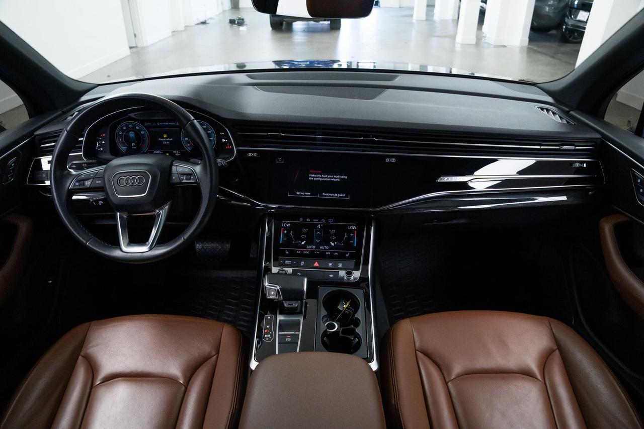 2021 Audi Q7 55 Premium quattro Audi Virtual Cockpit Panoramic Roof Portland OR