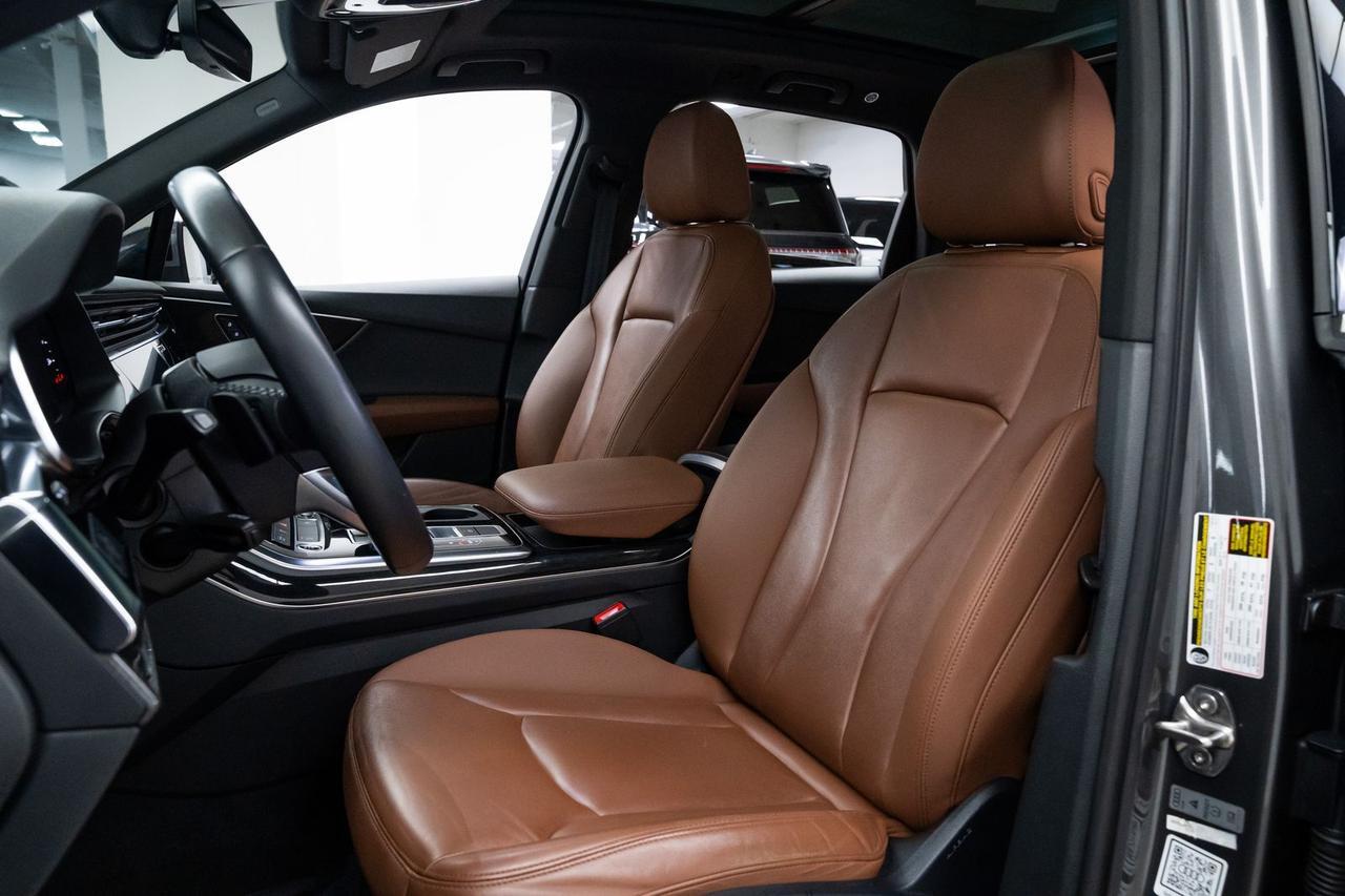 2021 Audi Q7 55 Premium quattro Audi Virtual Cockpit Panoramic Roof Portland OR