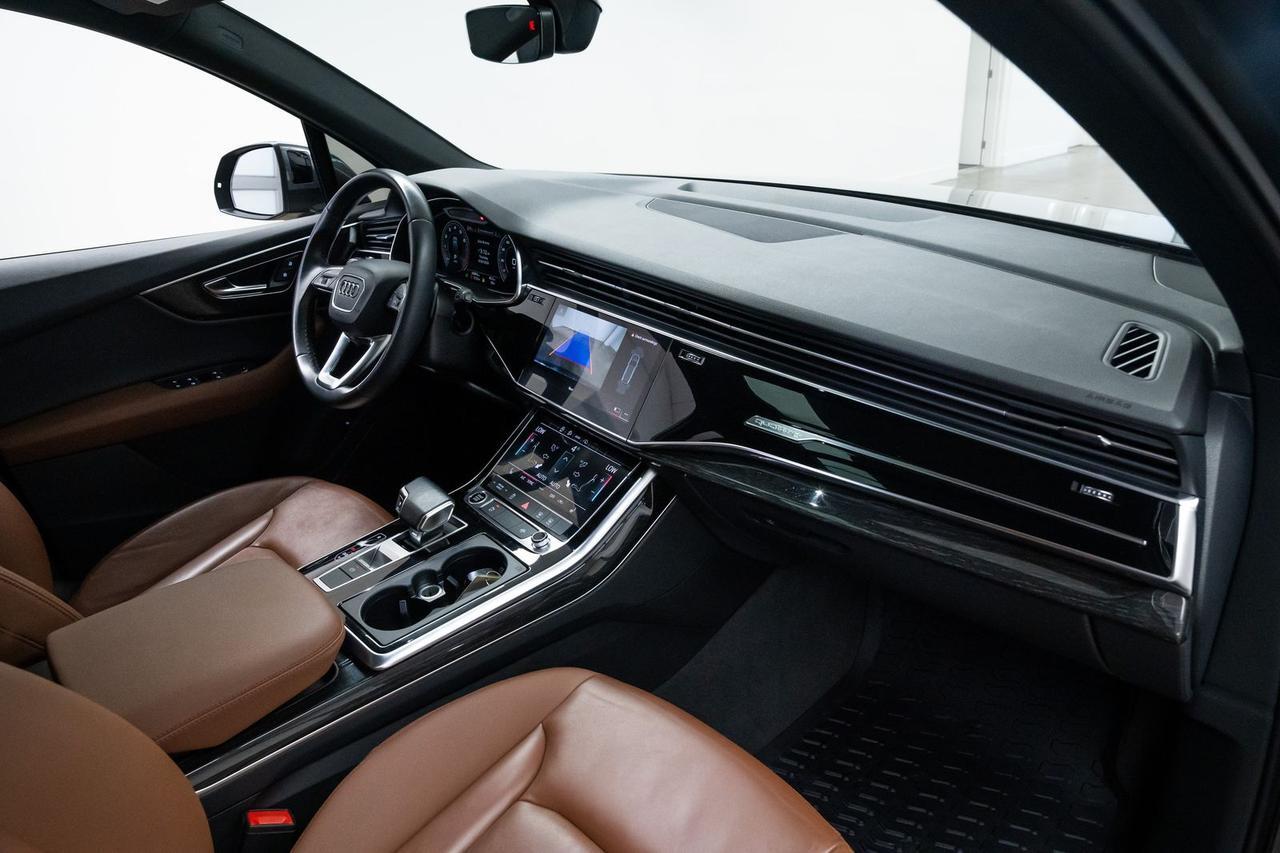 2021 Audi Q7 55 Premium quattro Audi Virtual Cockpit Panoramic Roof Portland OR