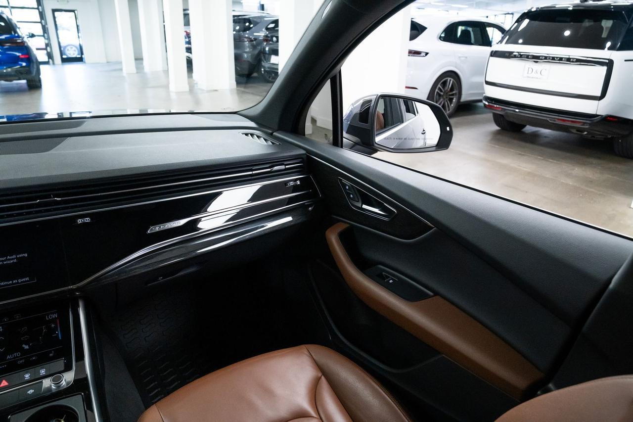 2021 Audi Q7 55 Premium quattro Audi Virtual Cockpit Panoramic Roof Portland OR