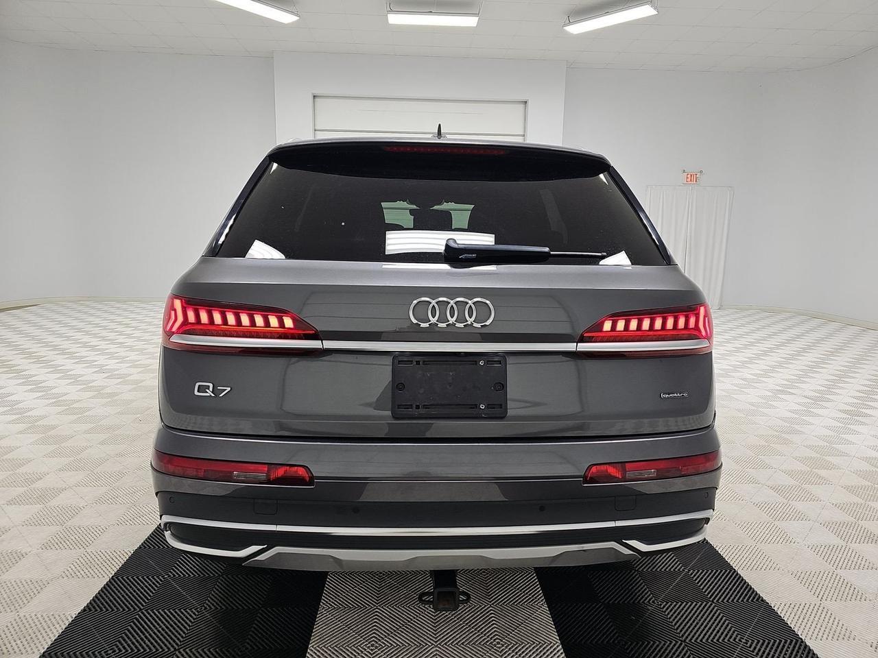 2021 Audi Q7 55 Premium quattro Audi Virtual Cockpit Panoramic Roof Portland OR