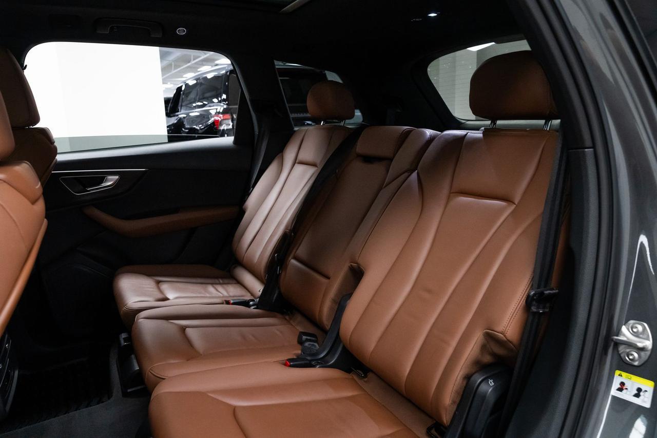 2021 Audi Q7 55 Premium quattro Audi Virtual Cockpit Panoramic Roof Portland OR