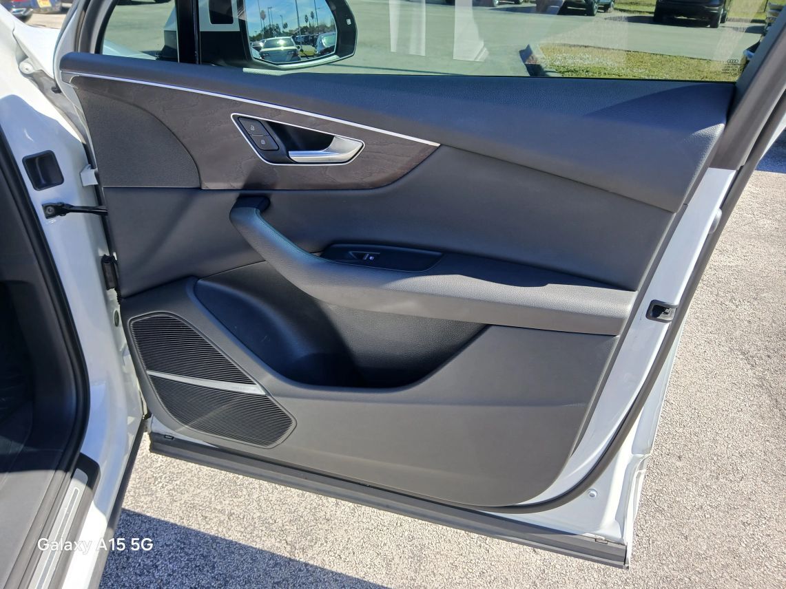 2021 Audi Q7 55 TFSI Premium Plus Sport Utility 4D Maitland FL