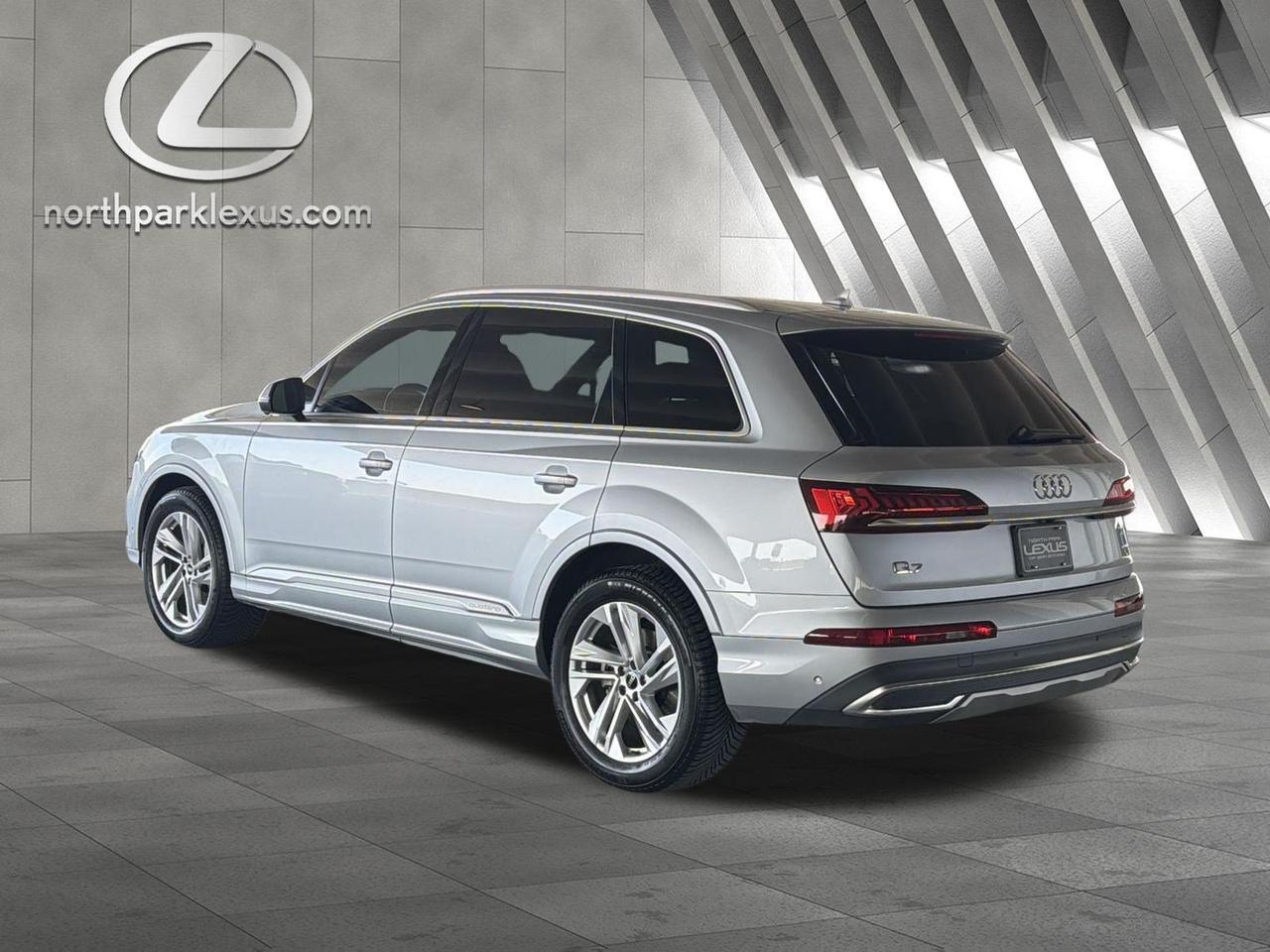 2021 Audi Q7 Premium Plus